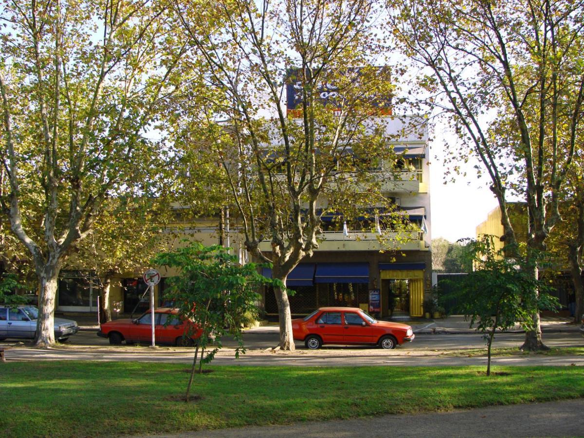 Hotel Aeropuerto Monte Grande Exterior foto